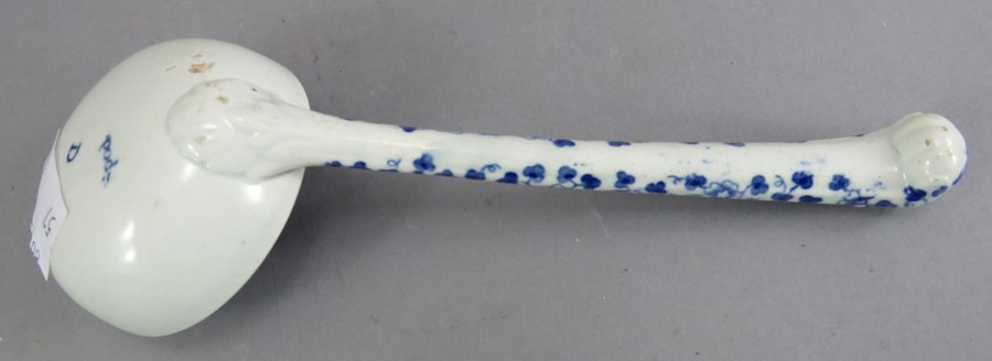 An early nineteenth century blue and white transfer-printed Spode Caramanian series sauce ladle, c. - Image 2 of 2