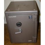 A Chubb combination safe with removable fitted interior. 56cm wide Formally the property of the lat