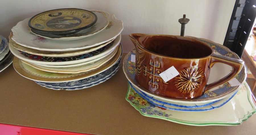 A large and assorted quantity of collectors and other domestic plates, some boxed, Wedgwood, - Image 3 of 3