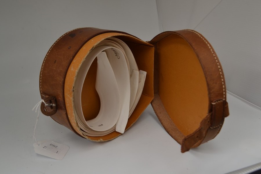 A Victorian leather case containing a collection of shirt collars, various makers/designs (Q) - Image 2 of 2