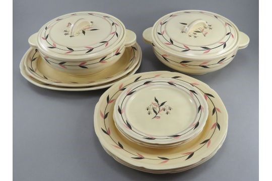 An early twentieth century Art Deco hand-painted Bristol Pountney & Co Modern Bristol part service,