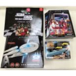 Star Trek Next Generation Chess Set, Playmates U.S.S.Enterprise, Bridge and Classic Starfleet