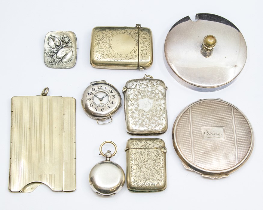 A collection of early 20th Century silver and silver plate including a silver compact powder puff - Image 2 of 2