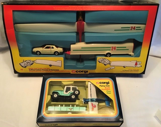 Corgi: A boxed Corgi Toys Glider & Trailer, Gift Set No.12. Contains Honda Prelude Car with glider