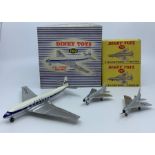 Dinky: A boxed Dinky Toys, D.H. Comet Airliner, 702, complete with inner packing; together with