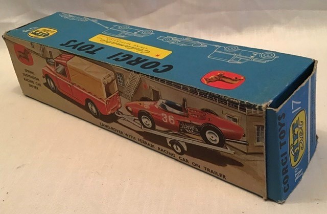 Corgi: A boxed Corgi Toys, Gift Set 17, containing Land Rover with Ferrari racing car & trailer. Few - Image 4 of 4