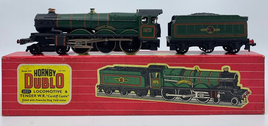 Hornby: A boxed Hornby Dublo, OO gauge, Cardiff Castle, 2221, 4-6-0 locomotive and tender, showing