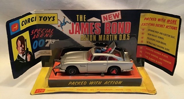 Corgi: A Corgi Toys James Bond Aston Martin DB5, No.270, rare ‘winged’ packaging with bubble