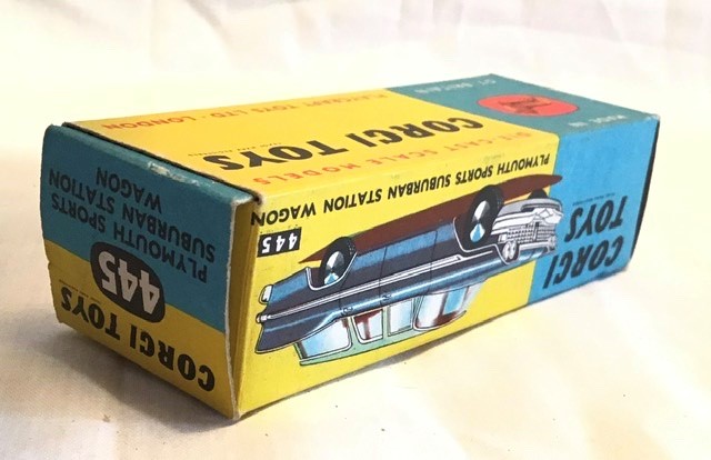 Corgi: A boxed Corgi Toys, Plymouth Sports Suburban Station Wagon, 445. In very near mint - Image 3 of 6