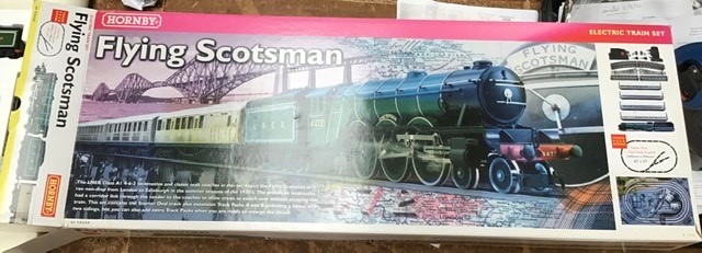 Hornby: A boxed Hornby Flying Scotsman, OO gauge train set, R 1039, appears unused.