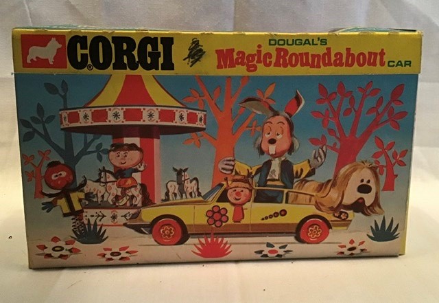 Corgi: A boxed Corgi, Dougal's Magic Roundabout Car, 807, Dougal’s Citroen DS from the Magic - Image 2 of 3