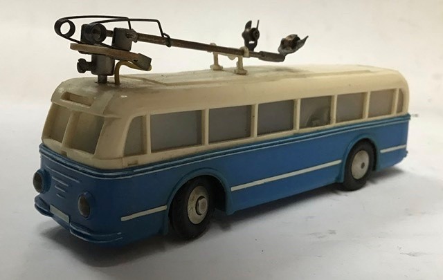 Keyser: A boxed Keyser LMS Karrier ‘Ro-Rail’ Bus with motor, wheels, gears, in original box; - Image 6 of 7