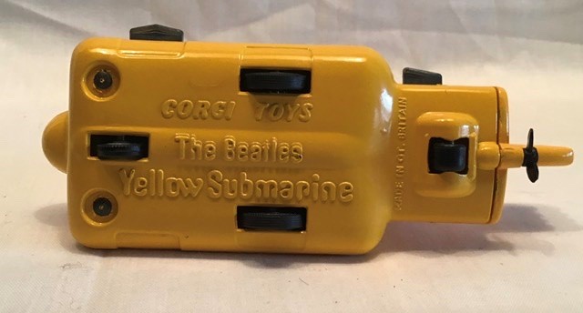 Corgi: A boxed Corgi Toys, The Beatles Yellow Submarine, No. 803, 1968, original, in excellent - Image 4 of 5
