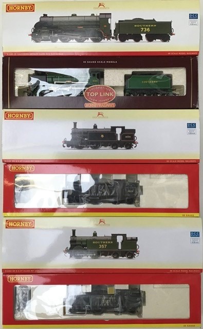 Hornby R 2503 SR 0-4-4 class M7 Locomotive, R 2504 BR 0-4-4 class M7 Locomotive, R 2018 SR 4-4-0