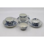 An assembled group of Worcester porcelain, circa 1770-1790, including a teabowl and saucer printed