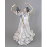 A Ladro 'Ole Flamenco Couple' figure. Factory mark to base. 27 cm tall. (1) Condition: In good