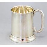 A silver tankard, maker Joseph Gloster,  Birmingham 1963, approximate weight 315 grams Condition: