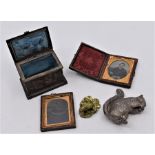 Early 20th Century Continental bronze trinket box, two early 20th Century photographs on glass in