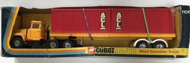 Vintage Corgi die cast vehicles to include Corgi Major Mack Container Truck no.1106 in damaged box, - Image 3 of 5