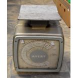 A vintage 1970's Avery set of shop scales, and a radio circa 1980's