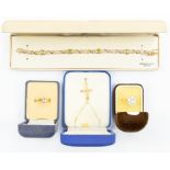 A collection of assorted jewellery including 9ct gold ladies dress ring (AF), a 10ct gold dress