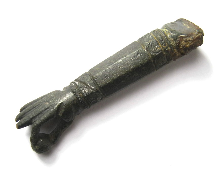 Roman Knife Handle.  Circa, 1st-2nd century AD. Copper-alloy, 23.07 grams. 59.83 mm. A very high - Image 5 of 5