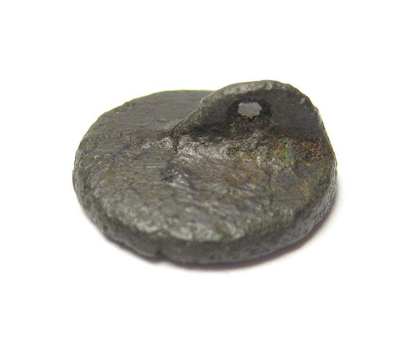 Medieval Seal. Circa 14th century. Copper-alloy, 3.44 grams. 15.56 mm. A small medieval round seal - Image 2 of 3
