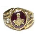 Gold Masonic Ring Gold, 8.78 grams. 26.26 mm, 19.21 mm internal. Circa 1960's. A gents ring in 10K