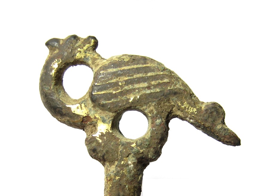 17th Century Zoomorphic Pipe Tamper. Circa, 1650 AD. Copper-alloy, 10.19 grams. 33.01 mm. A scarce - Image 2 of 2