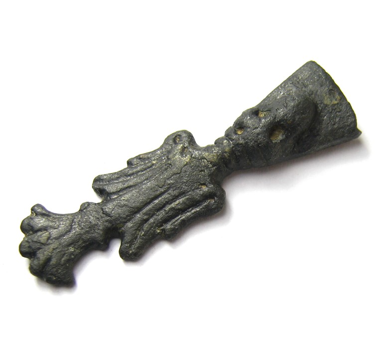 Viking Strap-End. Circa, AD 1050-1100. Copper-alloy, 5.33 grams, 41.25 mm. A zoomorphic strap end in - Image 3 of 3