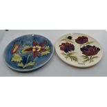 Moorcroft: 2 Moorcroft year plates 1984 'Columbine' pattern, no 1/250 and 1985 'Poppies' pattern, no