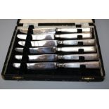 A set of six silver handled ten knives in box, Sheffield 1946, Mappin and Webb