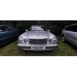 V138 GRF Mercedes Estate E240 Elegance Auto 1 owner from new Reg 07-09-1999 7 seats No MOT Spare key
