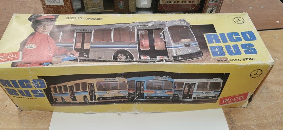 **REOFFER AC** SAME GUIDE  Rico Bus in original box, Western express in original box. - Image 3 of 4