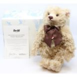 Steiff: A boxed Steiff, Limited Edition teddy bear, British Collectors' Teddy Bear 2010, Light
