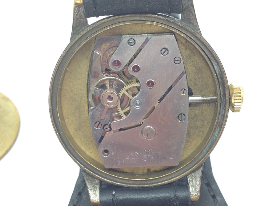 WW2 Third Reich Luftwaffe Wagner Wristwatch. Black dial with Arabic numerals and separate seconds - Image 3 of 3