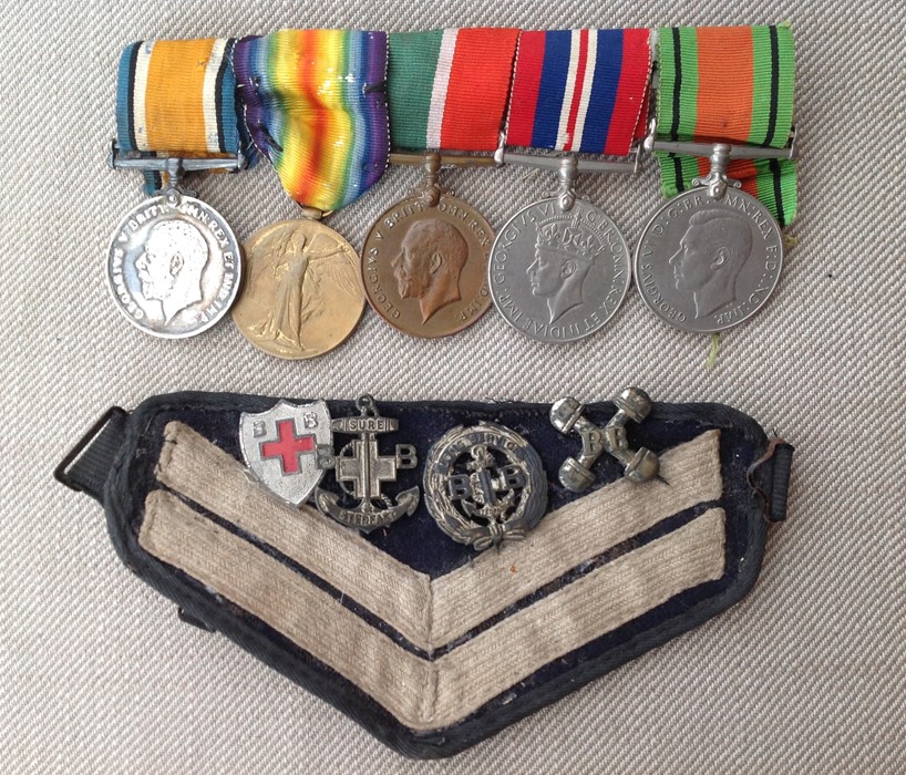 WW1/WW2 British RAF Medal Group comprising of WW1 British War Medal and Victory Medal to 224031