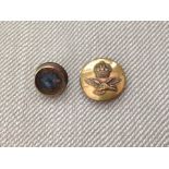 WW2 British RAF Tunic Button Escape Compass. Back of button is maker marked "Buttons Ltd