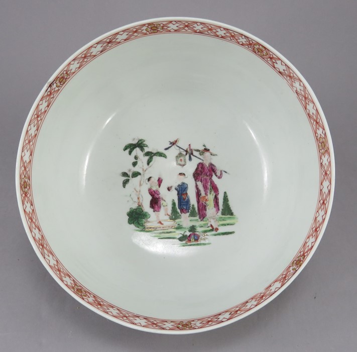 An eighteenth century Liverpool porcelain large waste bowl, c. 1758-62. It is decorated in colours - Image 2 of 3