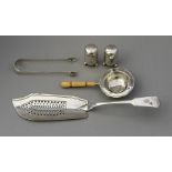 A George V silver fish slice, pair of sugar tongs,