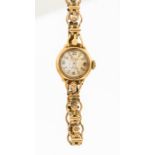 A 9ct Accurist 21 jewel ladies wristwatch on yello