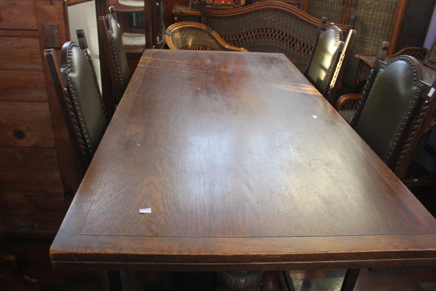 ***LOCATED AT GRESLEY**** Mid 20th Century oak refectory style table with two pullout leaves,