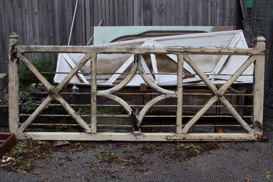 ****LOCATED AT ETWALL****A 19th / early 20th Century white painted wooden gate, lattice work,