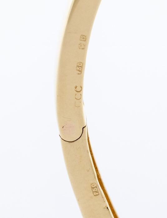 A diamond and 18ct gold double row bangle, comprising channel set brilliant cut diamonds, total - Image 2 of 6