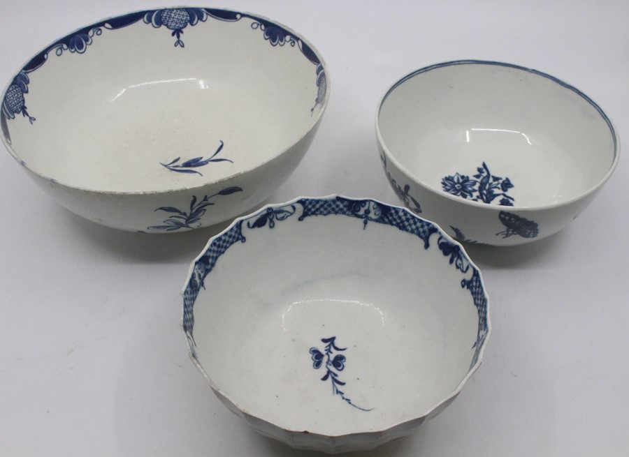 An 18th Worcester blue and white punch bowl, approx 21cm diam x 8.3cm high; a Worcester blue and