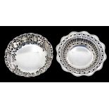 Mappin & Webb, a George V silver pierced bowl, London 1930, approx 5.5cm high x 18cm diam, approx