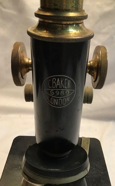 Baker Laboratories Microscope 1930’s, in wooden case (no key) - Image 4 of 5