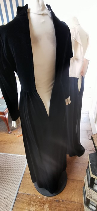 A long sleeved black dress by QUAD. Size 12. Late 1960s with cotton cuffs. Plus a MOSS crepe 1960s - Image 3 of 9