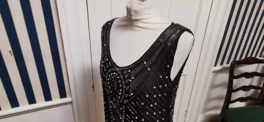 A black beaded Art Deco 1920s dress, this iconic dress is embellished in silver and black bugle - Image 14 of 14
