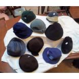 Another lot of vintage wear including hats to included felt hats from the 1930's to 40's,